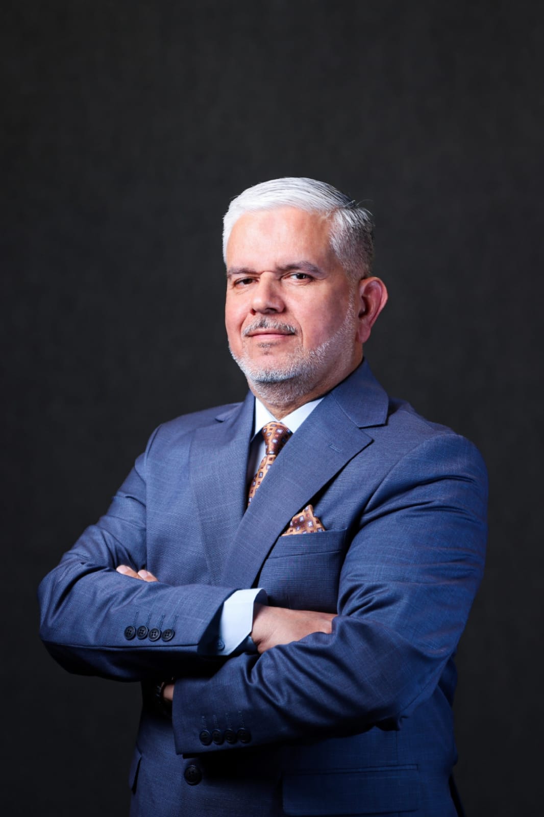 الأستاذ ضياء العوادي